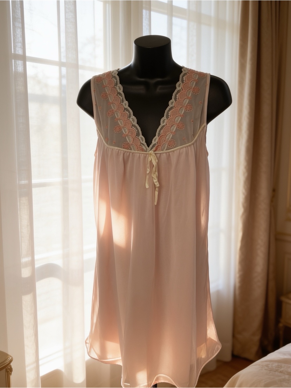 Deena California Nightgown Flutter Sheer Lined Pink Embroidered Approx Sz S VTG